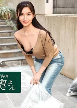 1P-041126-001 Braless Neighbor In The Morning: Shiho Sakatani